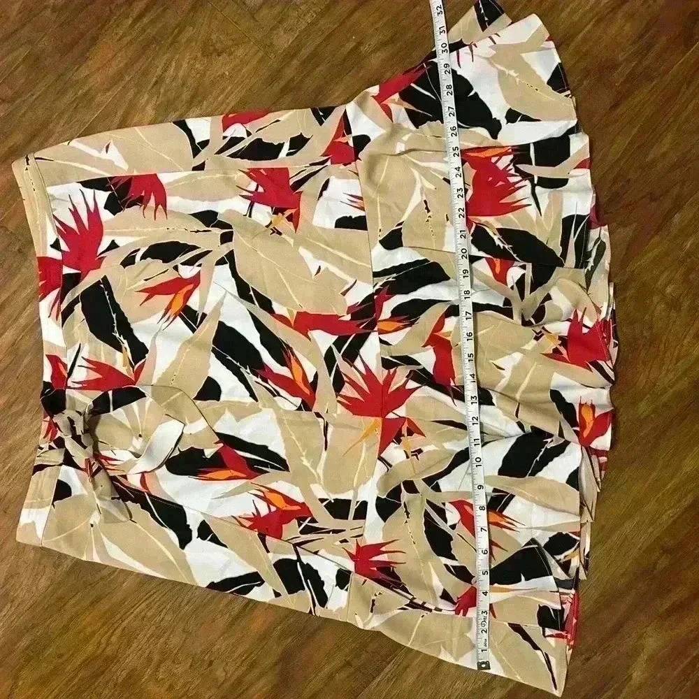 Knee Length Faux Wrap Skirt With Multicolored Floral Tropical Print Size XL - Picture 6 of 9